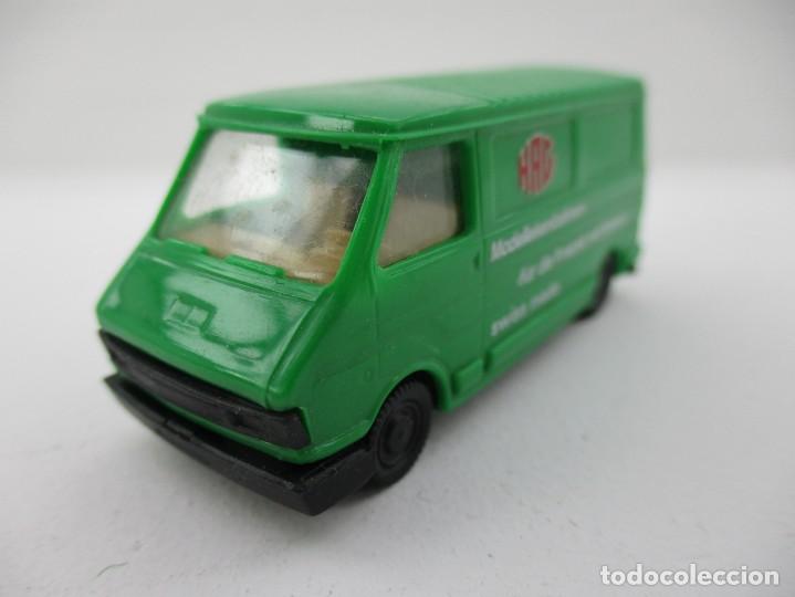 Coches a escala: COCHE ESCALA 1:87 R B4 - Foto 1