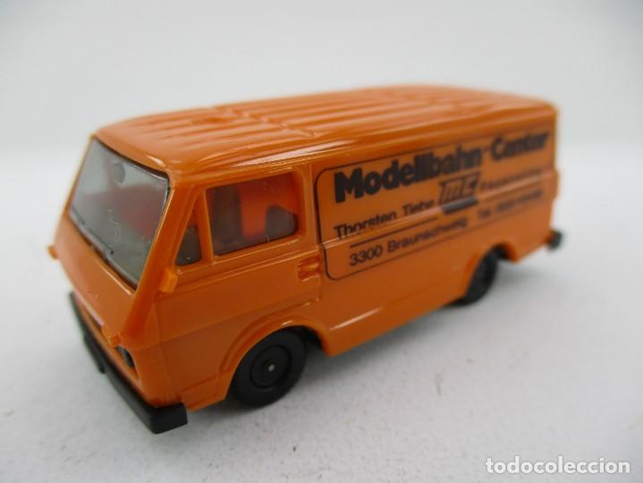 Coches a escala: COCHE ESCALA 1:87 R-B1 - Foto 1