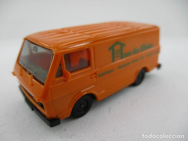 Coches a escala: COCHE ESCALA 1:87 R-B1 - Foto 1