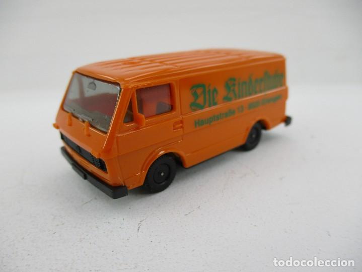 Coches a escala: COCHE ESCALA 1:87 R-B3 - Foto 1