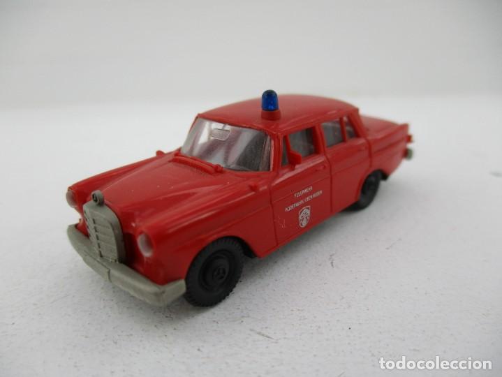 Coches a escala: COCHE ESCALA 1:87 R-B5 - Foto 1