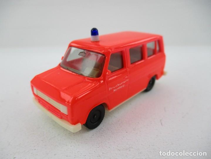 Coches a escala: COCHE ESCALA 1:87 R-B5 - Foto 1