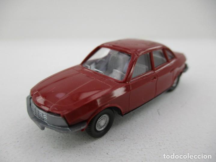 Coches a escala: COCHE ESCALA 1:87 R-B5 - Foto 1