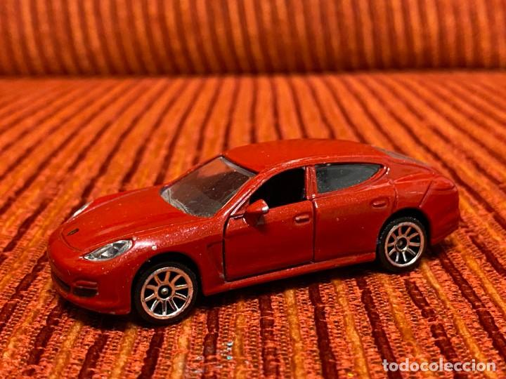 Coches a escala: COCHE - PORCHE PANAMERA Esc 1:64 MAJORETTE