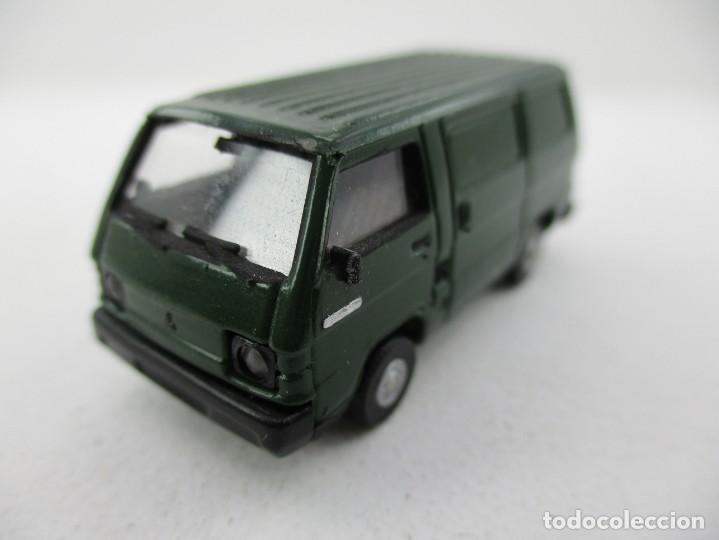 Coches a escala: COCHE ESCALA 1:87 REF B7 - Foto 1