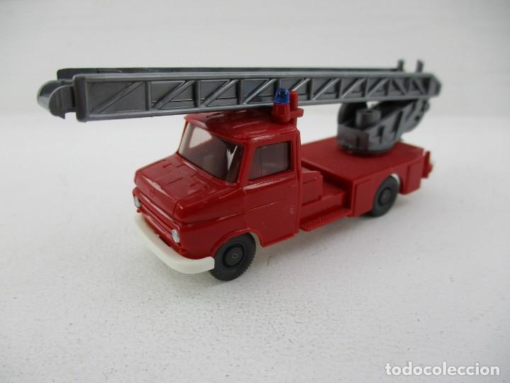 Coches a escala: CAMION ESCALA 1:87 REF B2 - Foto 1