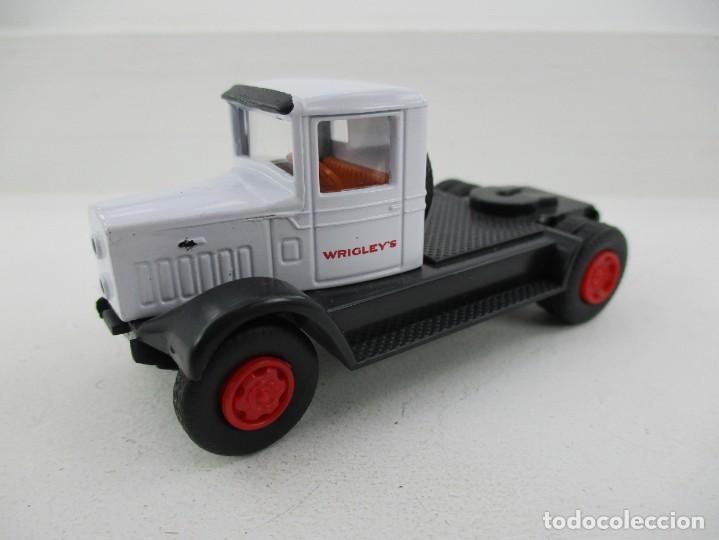 Coches a escala: CAMI&Oacute;N ESCALA 1:87 R-AJ - Foto 1
