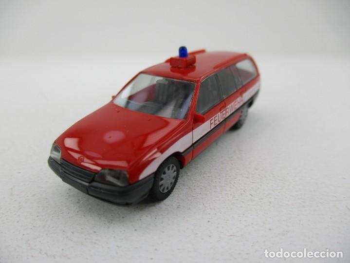 Coches a escala: COCHE ESCALA 1:87 R-DC - Foto 1
