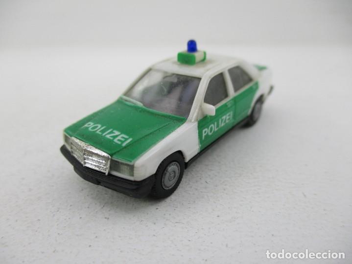 Coches a escala: COCHE ESCALA 1:87 R-DK - Foto 1