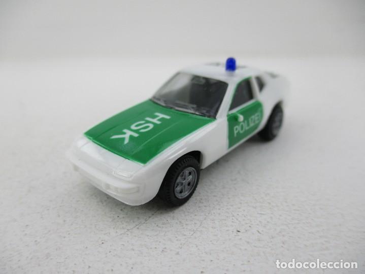 Coches a escala: COCHE ESCALA 1:87 R-DK - Foto 1