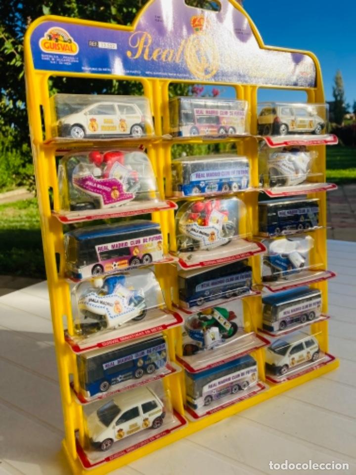 Coches a escala: Expositor guisval, Real Madrid - Foto 4