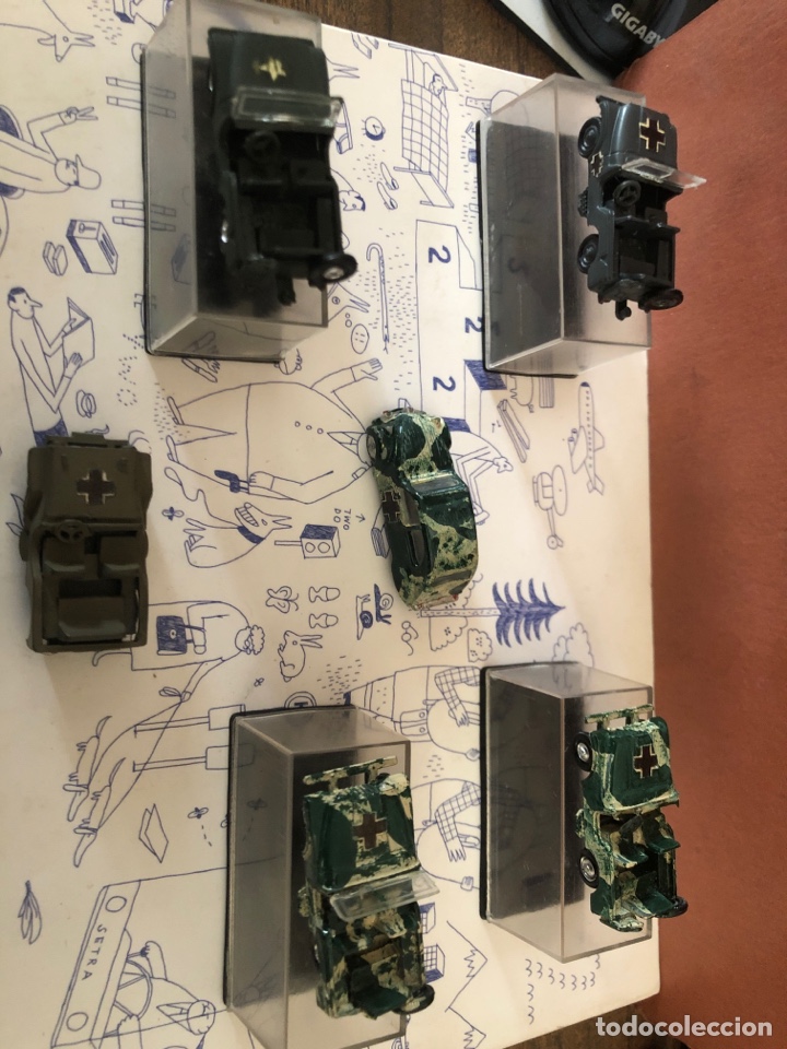 Coches a escala: Lote de 6 minicoches camuflaje Eko proceden de coleccion