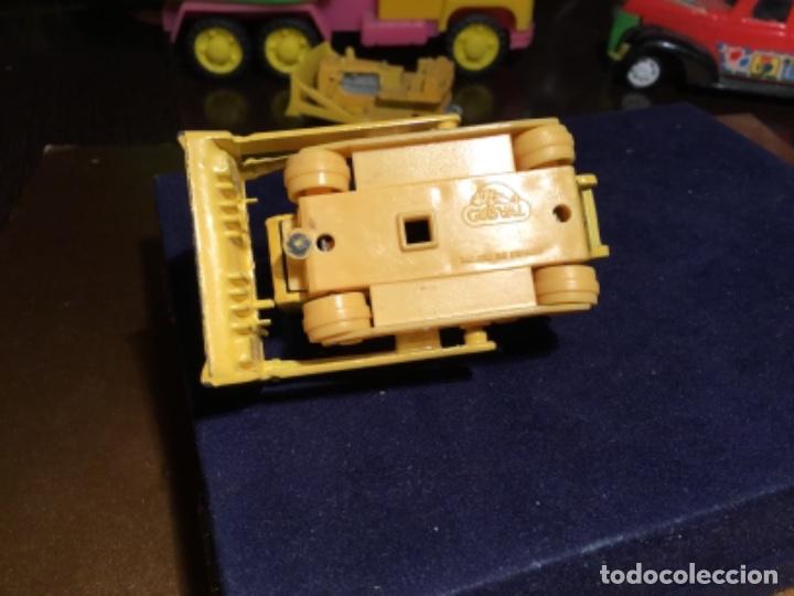 Coches a escala: Bulldozer guisval - Foto 3