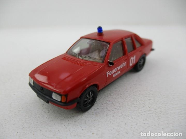 Coches a escala: COCHE ESCALA 1:87 R GA - Foto 1