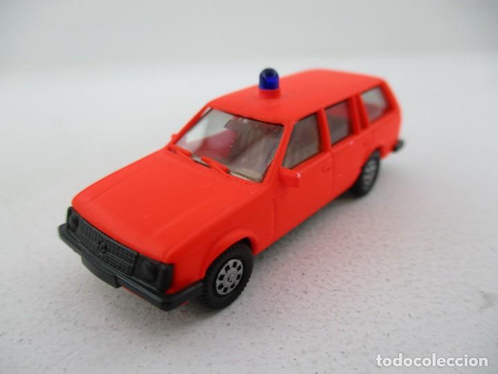 Coches a escala: COCHE ESCALA 1:87 R GB - Foto 1