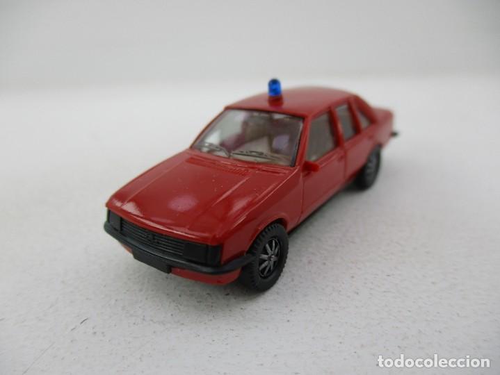 Coches a escala: COCHE ESCALA 1:87 R GD - Foto 1