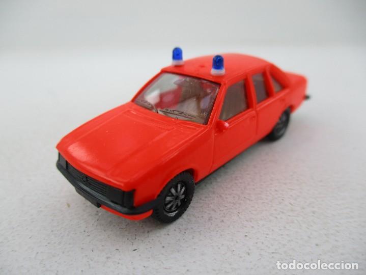 Coches a escala: COCHE ESCALA 1:87 R GD - Foto 1