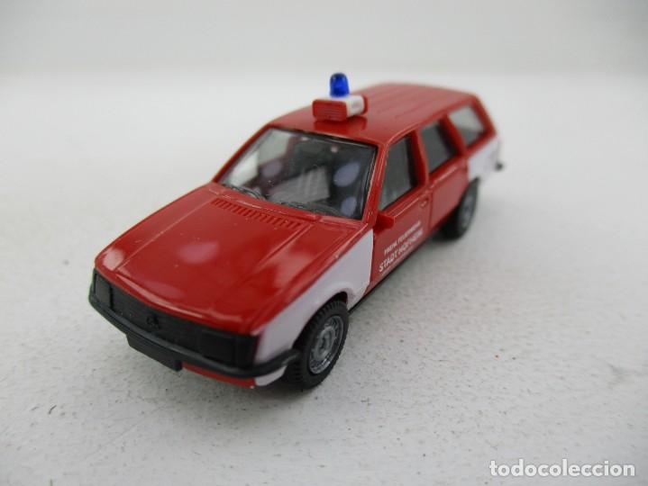Coches a escala: COCHE ESCALA 1:87 R GE - Foto 1