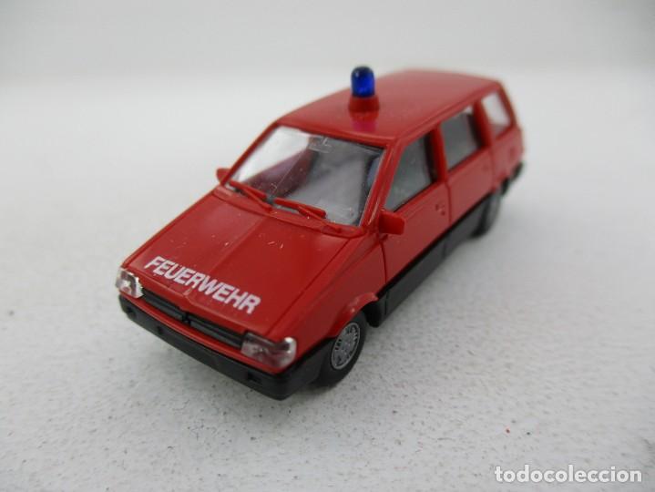 Coches a escala: COCHE ESCALA 1:87 R GE - Foto 1