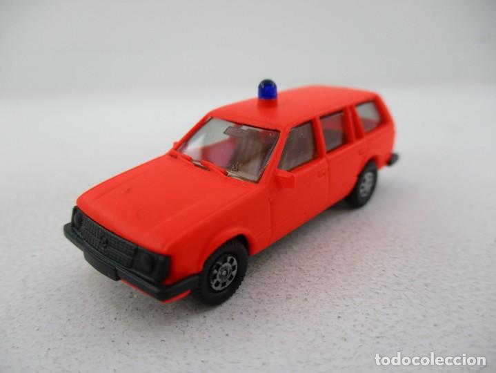 Coches a escala: COCHE ESCALA 1:87 R GE - Foto 1