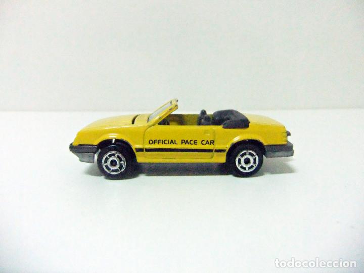 Coches a escala: FORD MUSTANG CONVERTIBLE - MAJORETTE REF. N&ordm; 227 ESCALA 1:59 COCHE OFFICIAL PACE CAR TOY JUGUETE