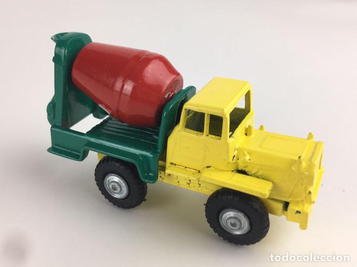 Coches a escala: Camion hormigonera Scammell a&ntilde;os Pegaso y Barreiros miniaturas metal GUISVAL