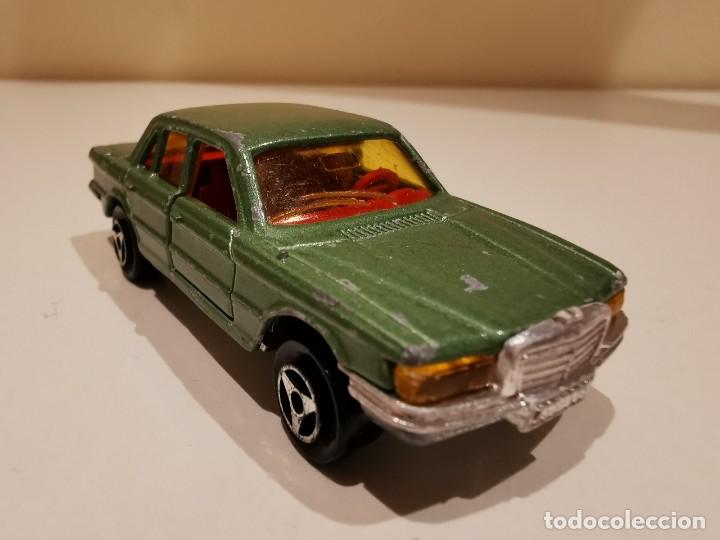 Majorette Vintage Premium – Mercedes-Benz 450 SEL (zielony) – model samochodu z metalu z wolnym biegiem, zawieszeniem i ruchomą częścią – 7,5 cm - samochód kolekcjonerski i zabawkowy dla dzieci od 3