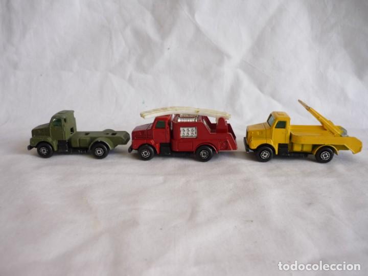 Coches a escala: 3 camiones Volvo de Guisval - Foto 2