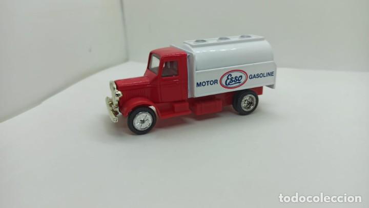 Modellautos: Cami&oacute;n Esso Motor Gasolina miniatura