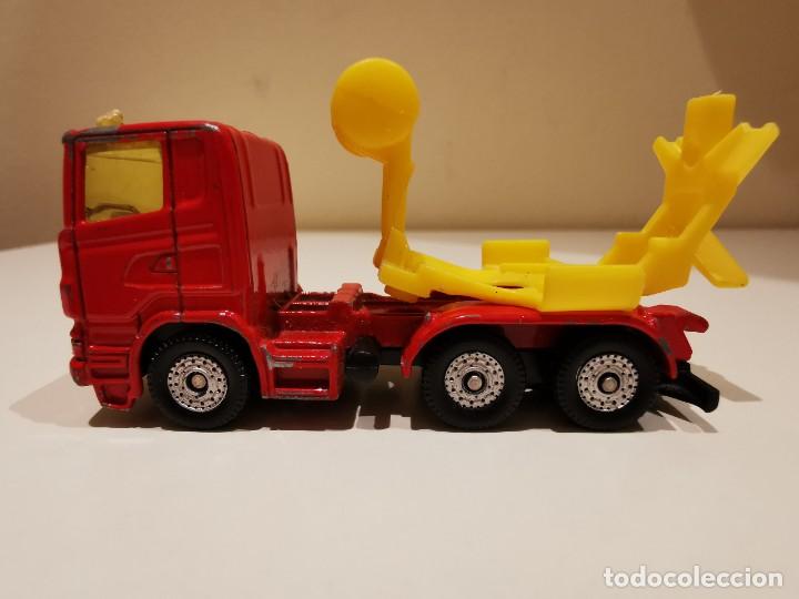 Coches a escala: Siku Hormigonera 1/64 - Foto 2