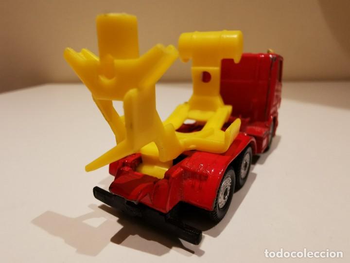 Coches a escala: Siku Hormigonera 1/64 - Foto 3