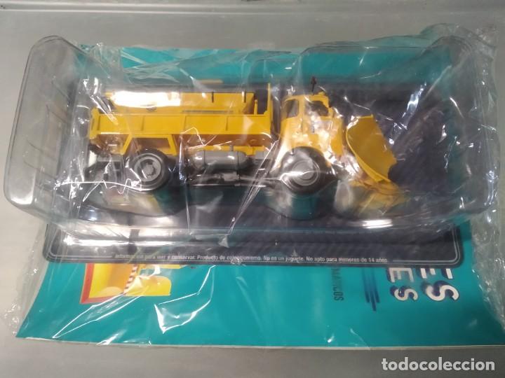 Coches a escala: Pegaso quitanieves