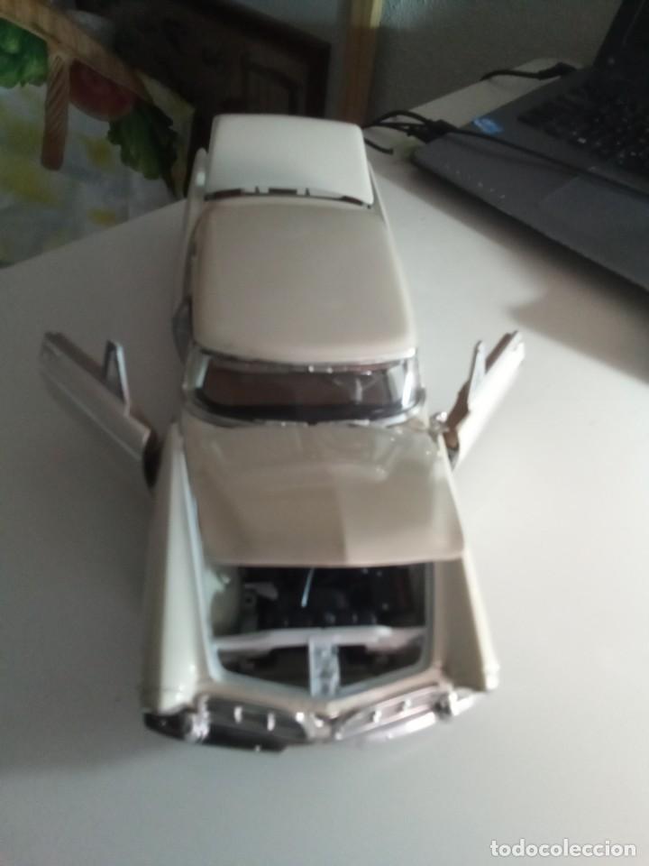 Coches a escala: CHRYSLER 300 B 1956 - Foto 2