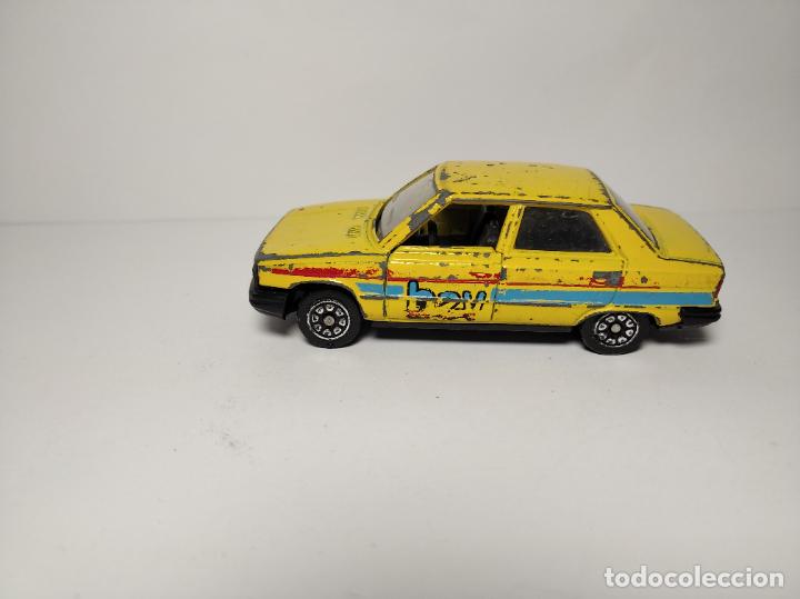 Coches a escala: RENAULT 9 DE GUISVAL CAMPEON 1,64