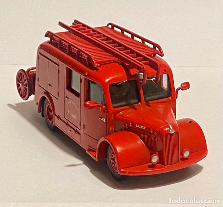 Voitures &agrave; l'&eacute;chelle: Delprado 1/50 1946 Fourgon Laffly France fire