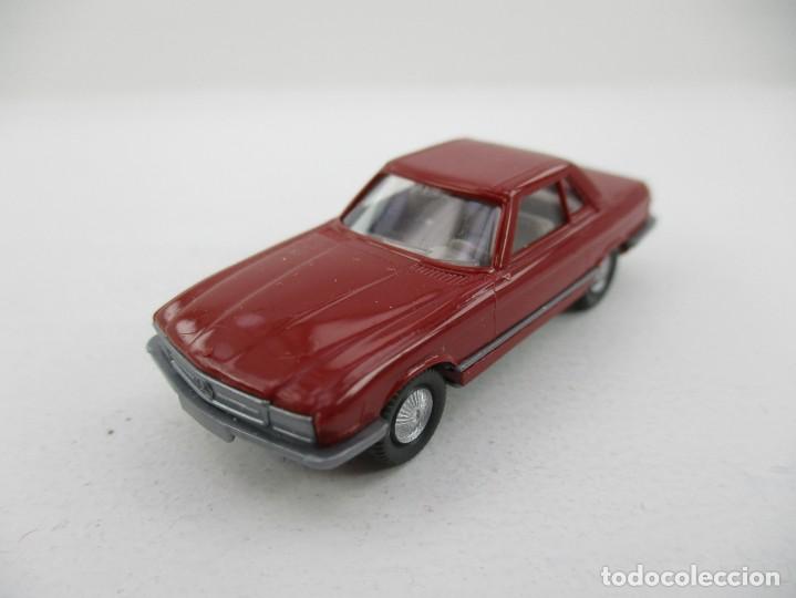 Coches a escala: COCHE ESCALA 1:87 R- B8 - Foto 1