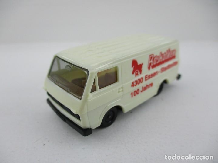 Coches a escala: COCHE ESCALA 1:87 R- B8 - Foto 1