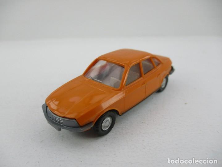 Coches a escala: COCHE ESCALA 1:87 R- B9 - Foto 1