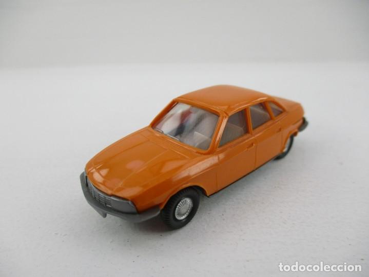 Coches a escala: COCHE ESCALA 1:87 R- B9 - Foto 1