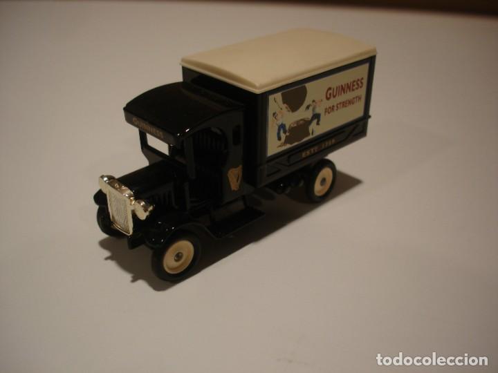 Coches a escala: THE DIE CAST GUINNESS - Foto 2