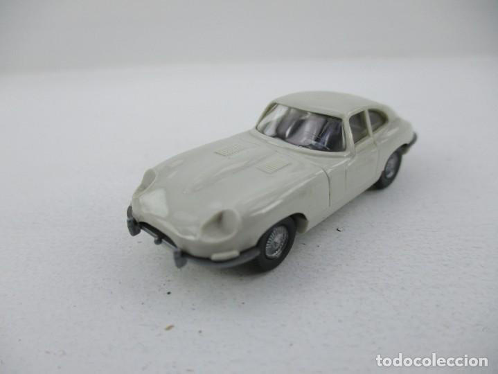 Coches a escala: COCHE ESCALA 1:87 R- B13 - Foto 1