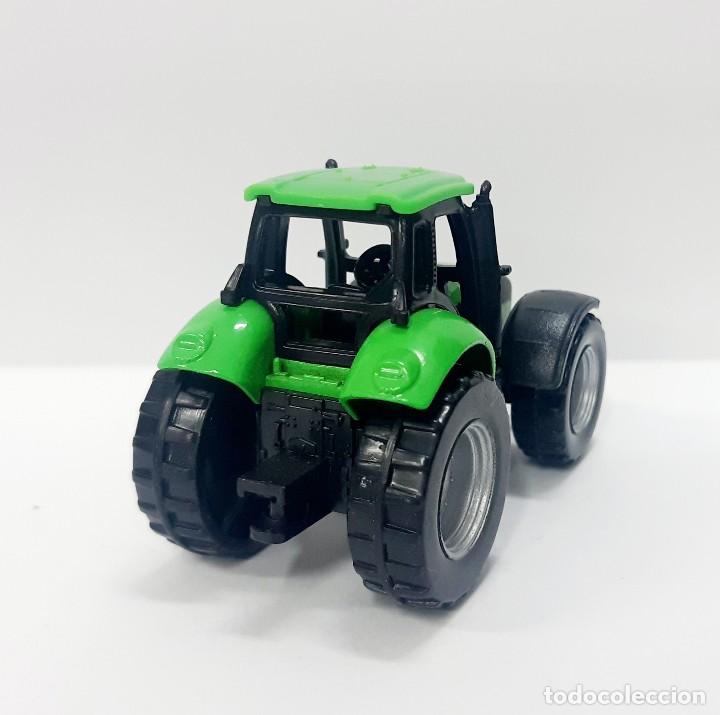 Coches a escala: SIKU 1:60 TRACTOR AGRICOLA - Foto 3