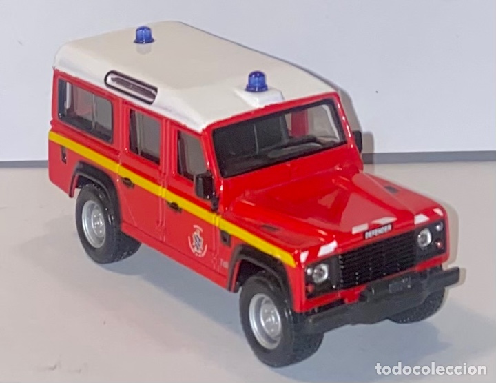 Coches a escala: Burago Defender 107 1/47 Bomberos