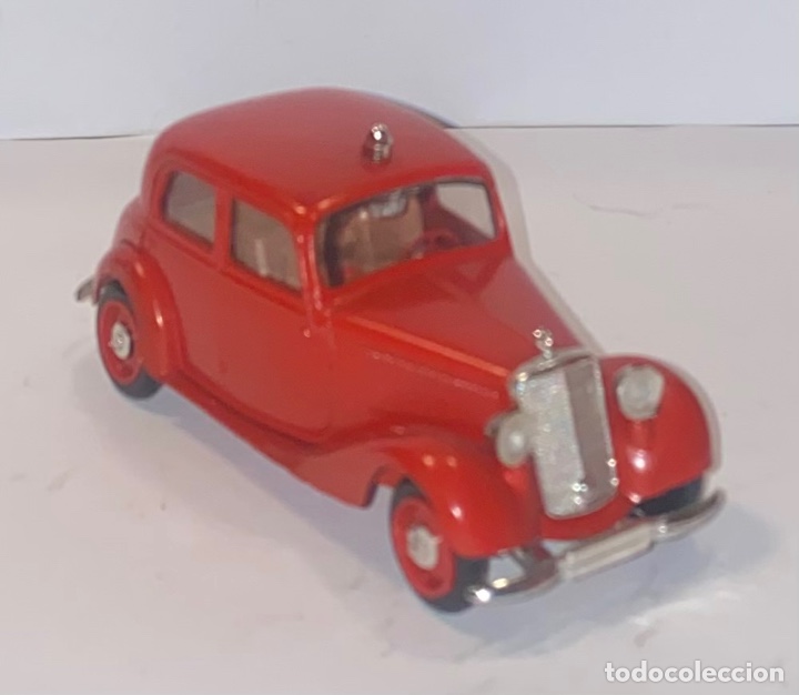 Voitures &agrave; l'&eacute;chelle: Vitesse Mercedes Benz 170 V Fabrique au Portugal