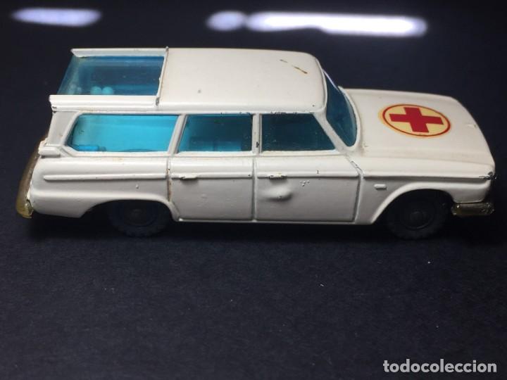 Coches a escala: STUDEBAKER WAGONAIRE AMBULANCIA HUSKY 1969 - Foto 5