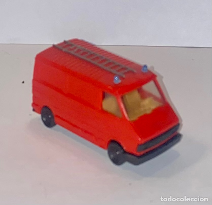 Coches a escala: Praline Fiat 242 W-Germany
