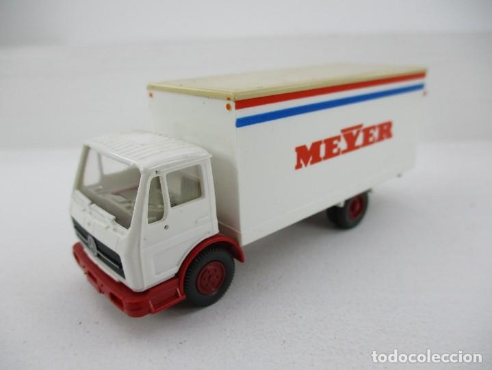 Coches a escala: CAMION ESCALA 1:87 R JC - Foto 1