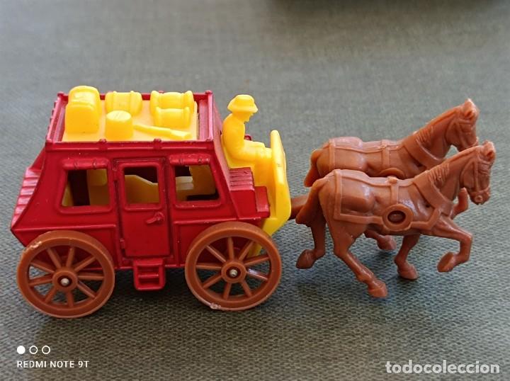 Coches a escala: VEH&Iacute;CULO CORGI DILIGENCIA DE CABALLOS - Foto 1