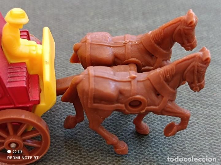 Coches a escala: VEH&Iacute;CULO CORGI DILIGENCIA DE CABALLOS - Foto 3
