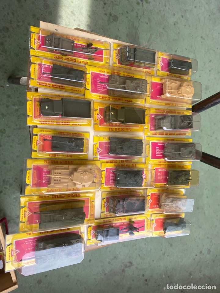 Coches a escala: Lote de 21 coches de colecci&oacute;n escala HO coleccion Eko en su caja